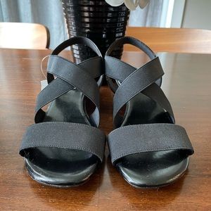 Comfort Plus Sandals - Size 6.5 - NWT